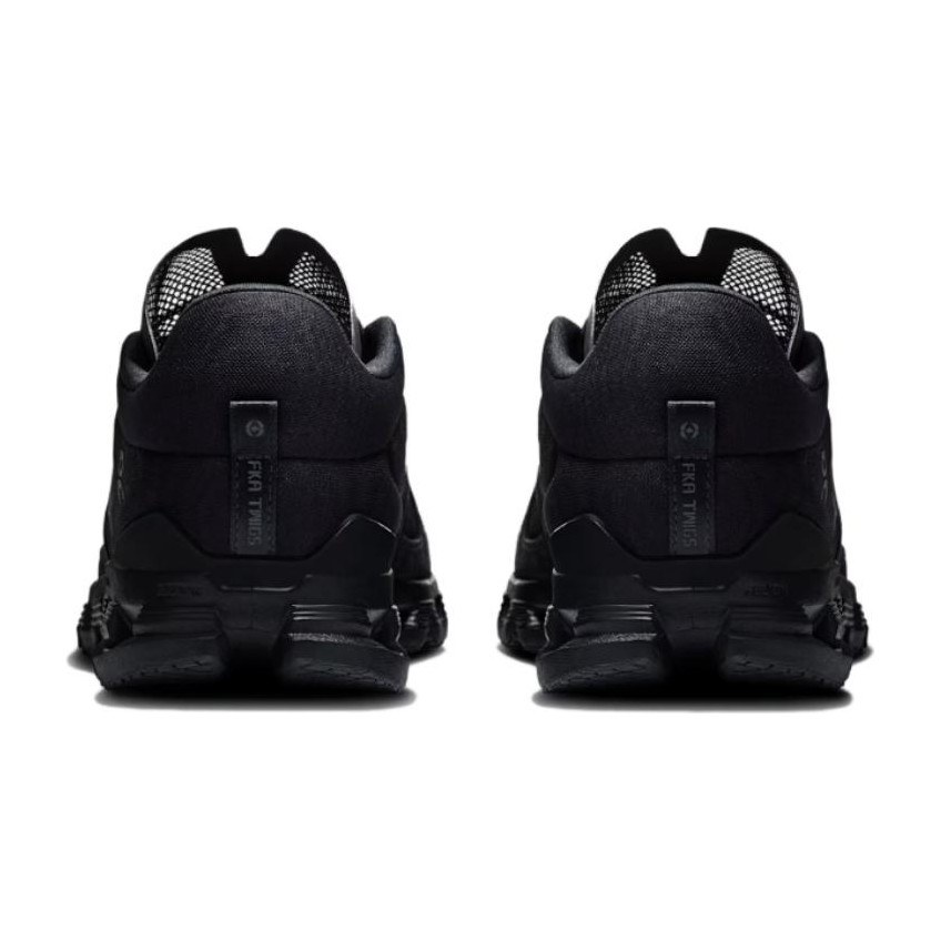 On Cloud X4 Black