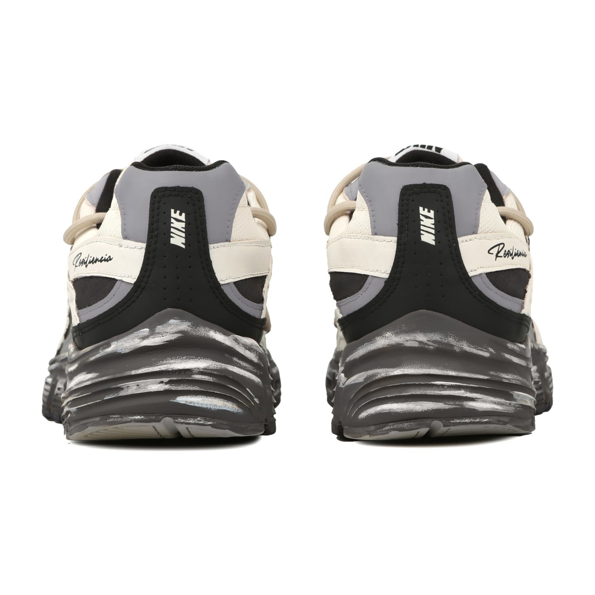 Nike Initiator