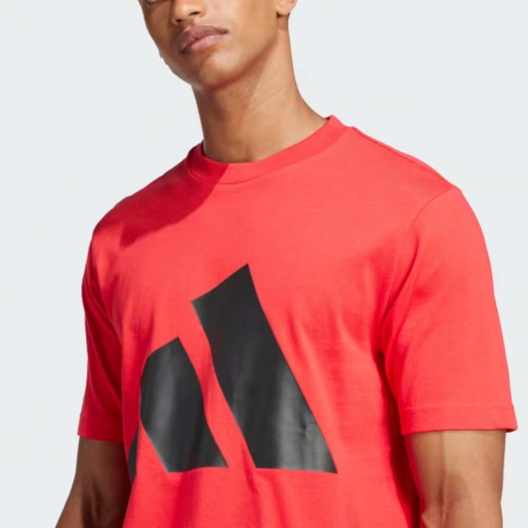 adidas SportswearESSENTIALS FW24 T