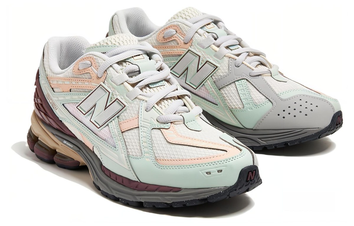 New Balance 1906R