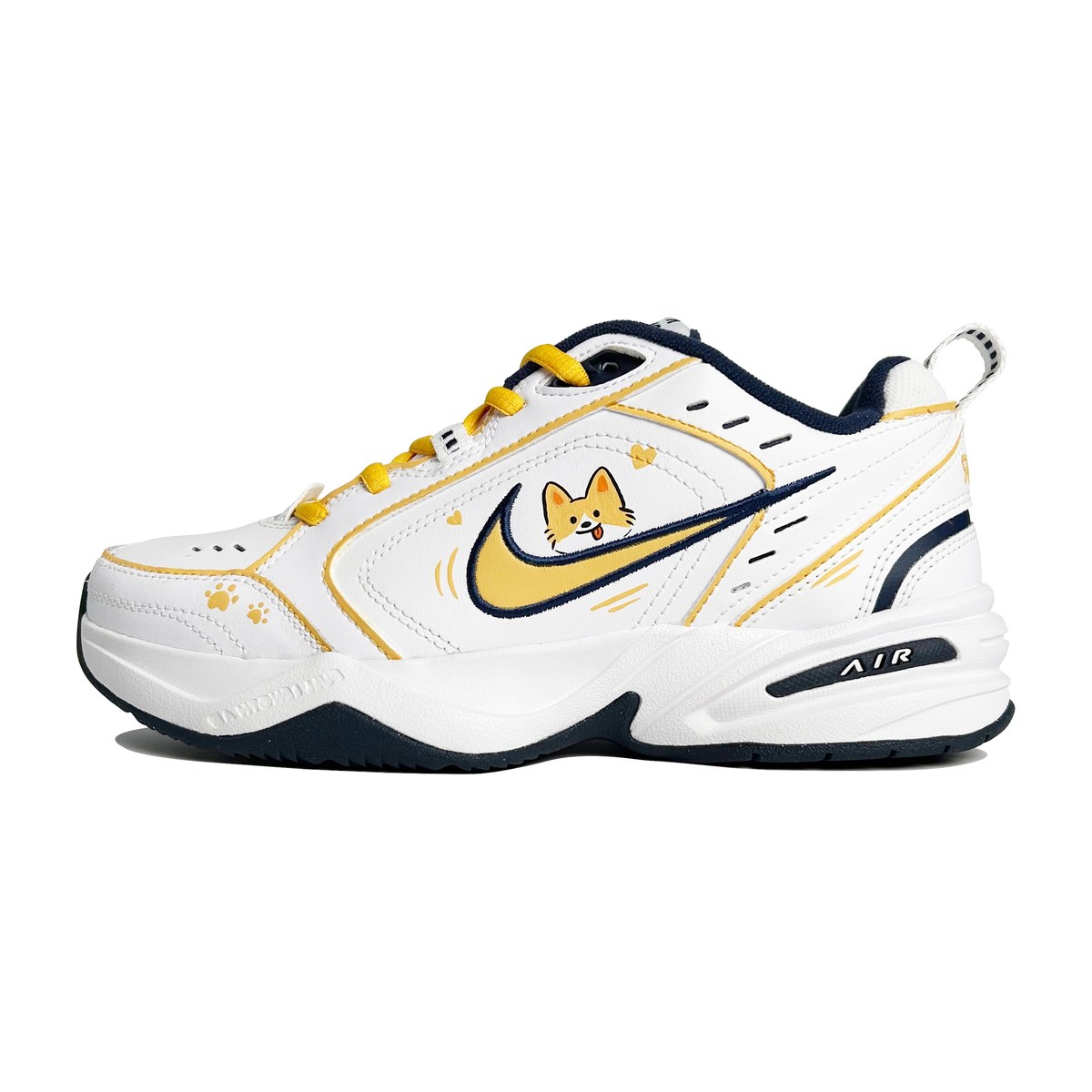 Nike Air Monarch 4