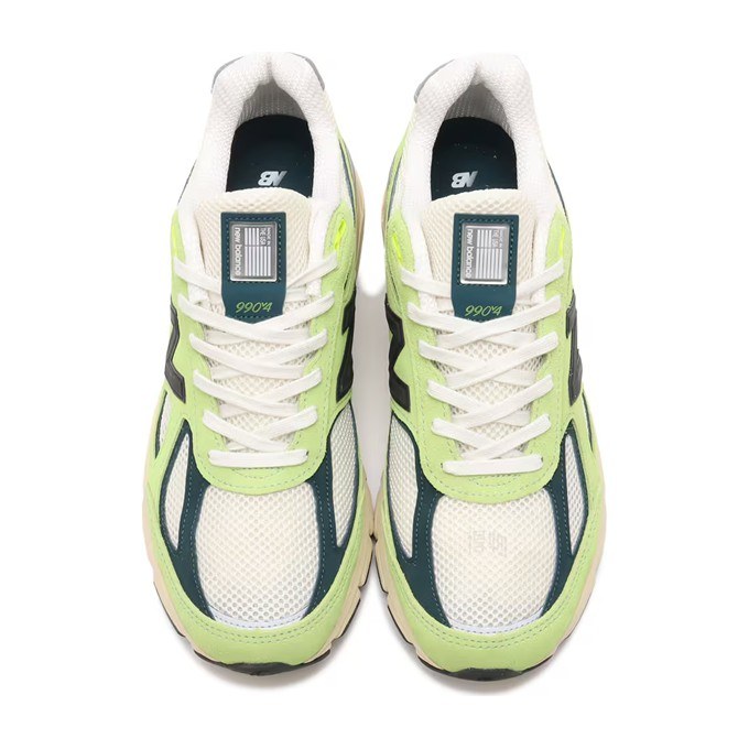 New Balance 990 V4 Green