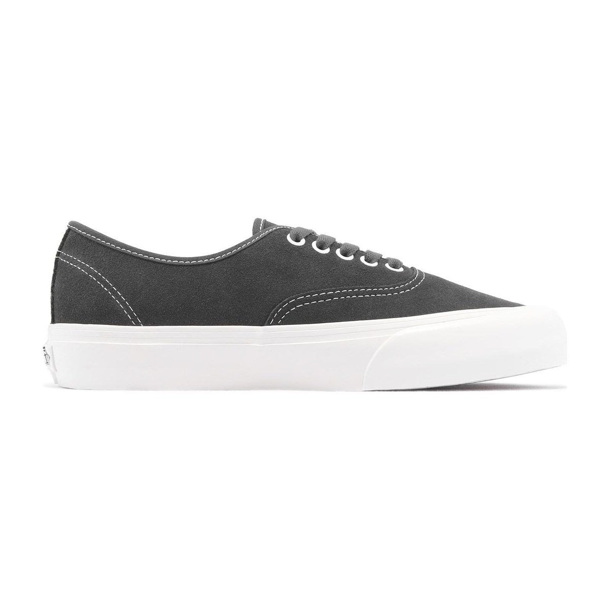 Vans Authentic VR3