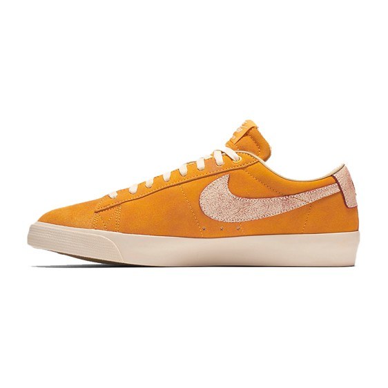 Nike Blazer Low GT Bruised Peach Grant Taylor