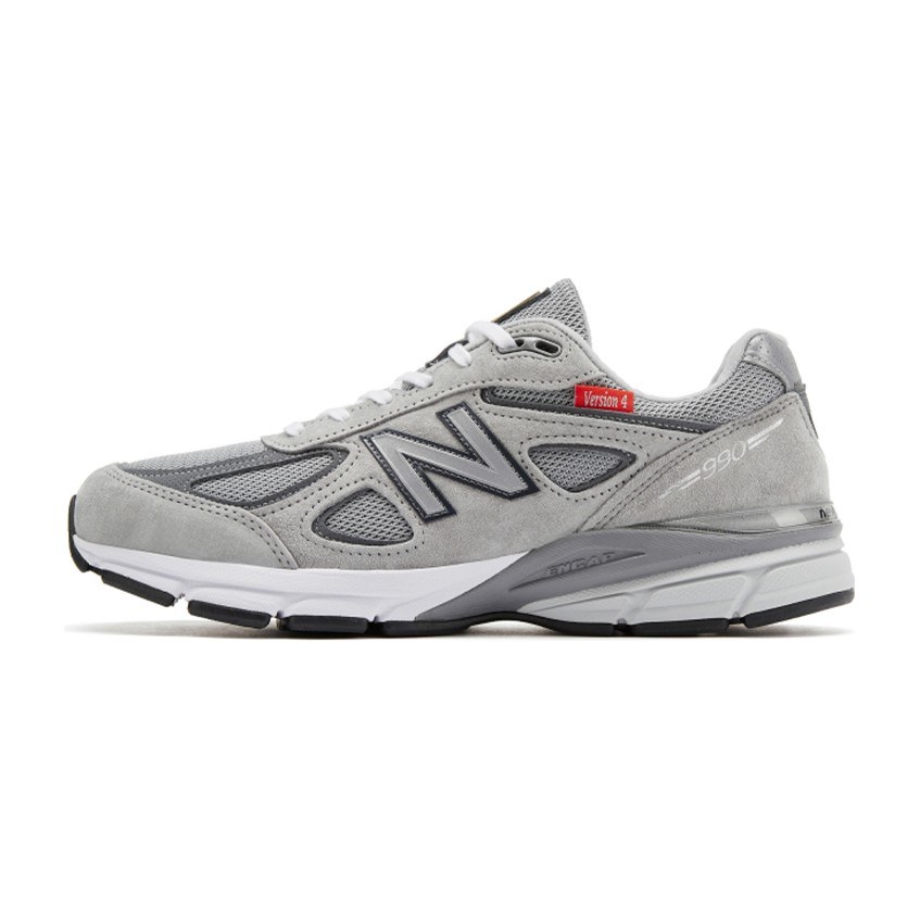 New Balance 990 V4