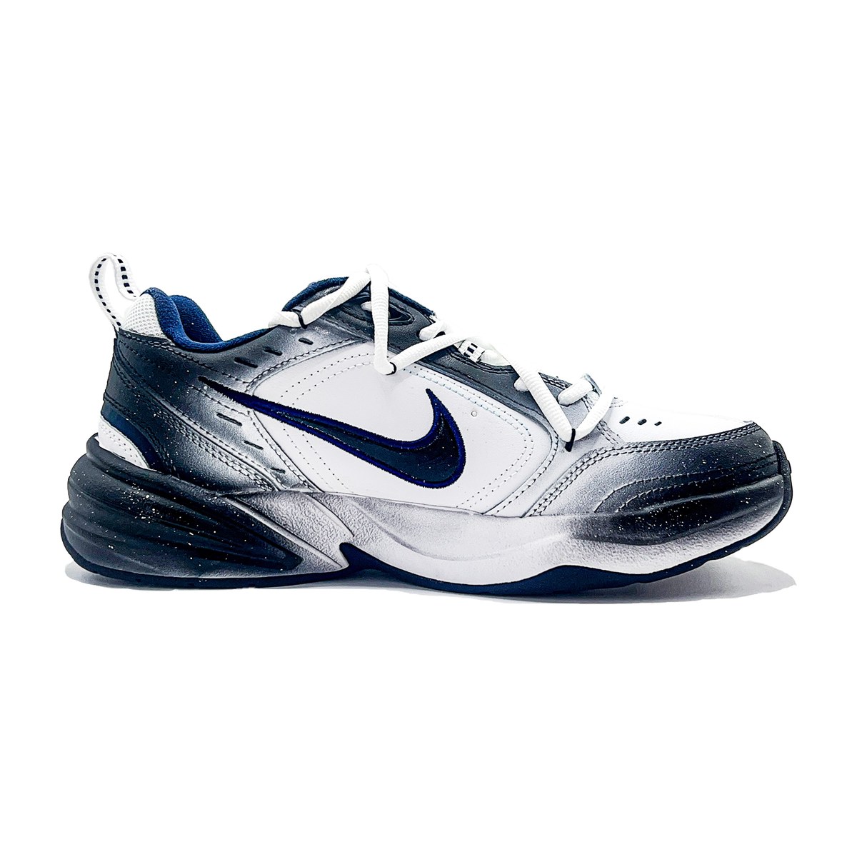 Nike Air Monarch 4