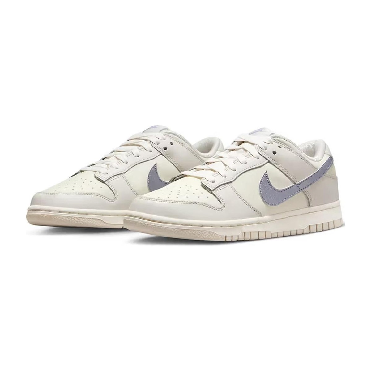 Nike Dunk Low "Metallic Purple"