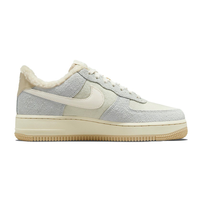 Nike Air Force 1 Low '07 LV8 Light Khaki