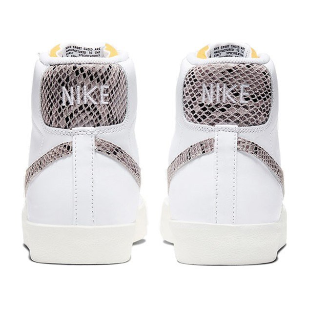 Nike Blazer Vintage Mid White