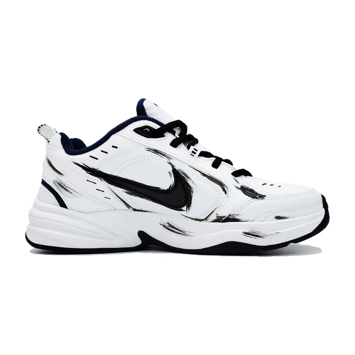 Nike Air Monarch 4