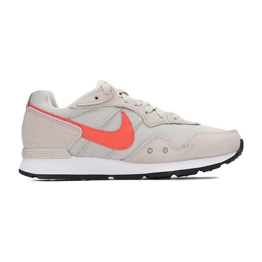Nike Venture Runner