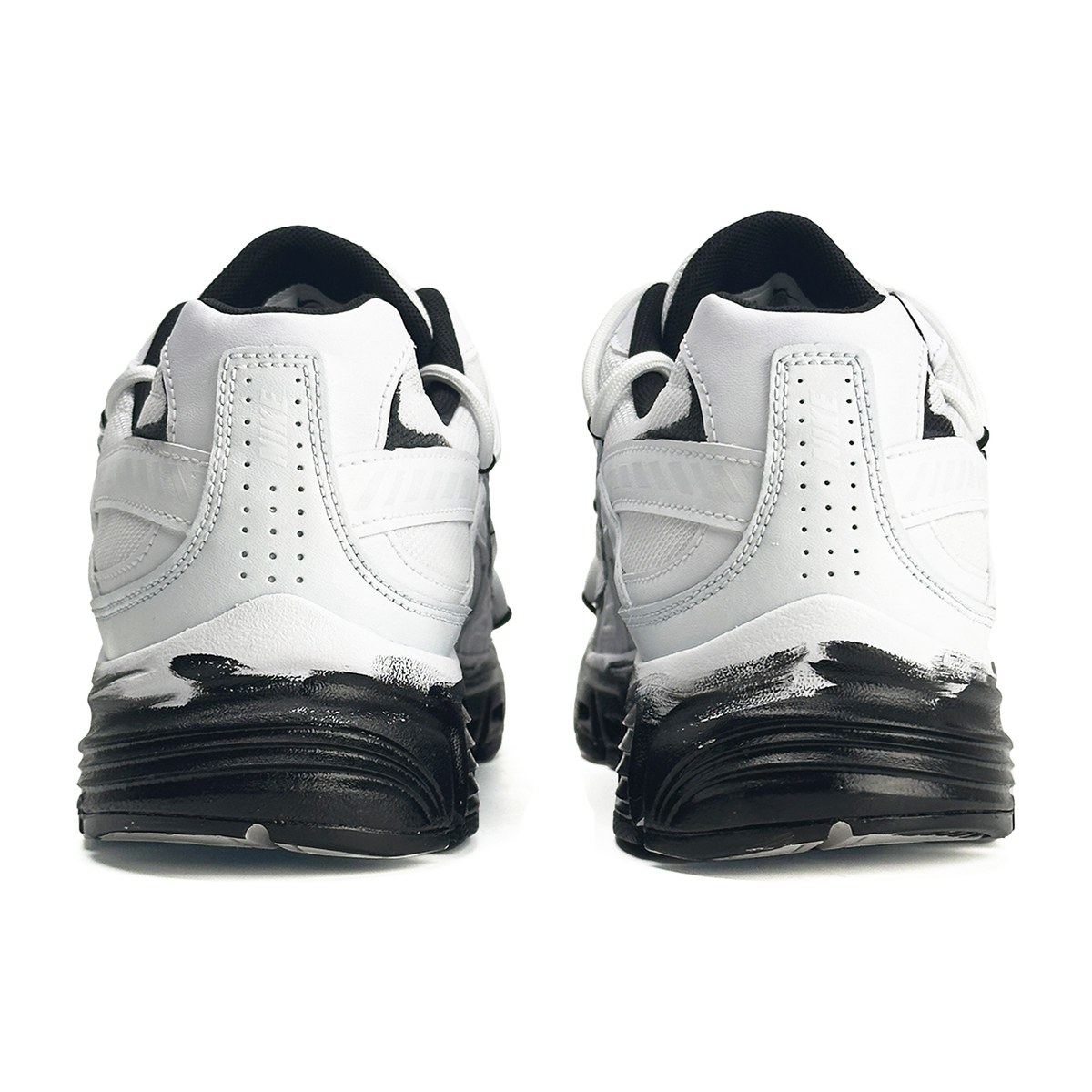 Nike Initiator