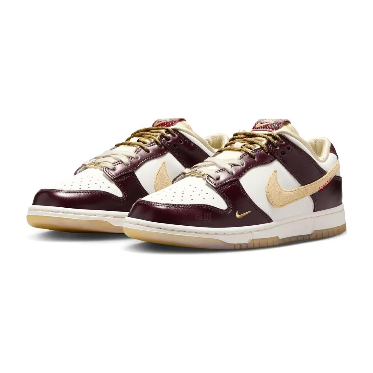 Nike Dunk Low LX White Gold Red