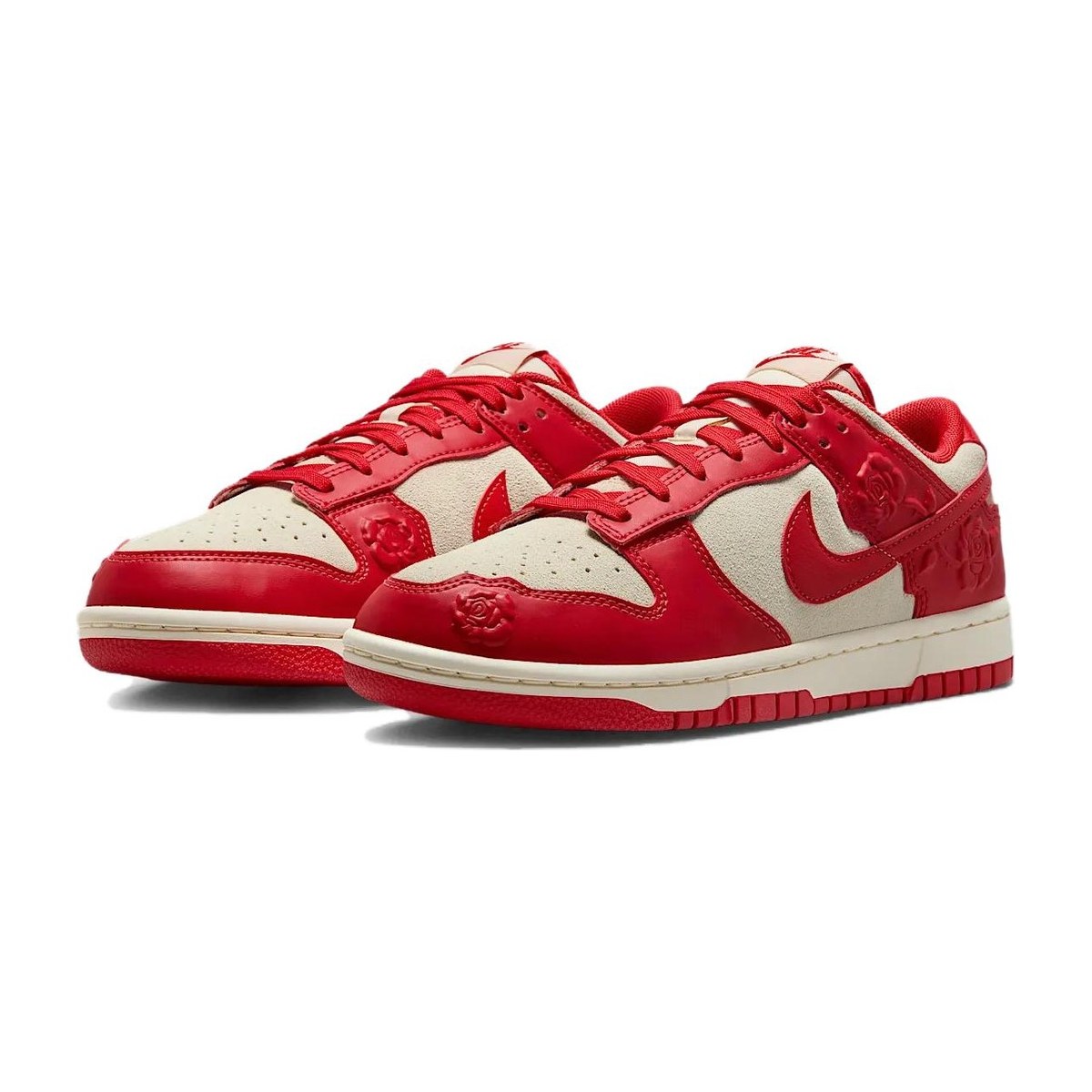 Nike Dunk Low "Roses"