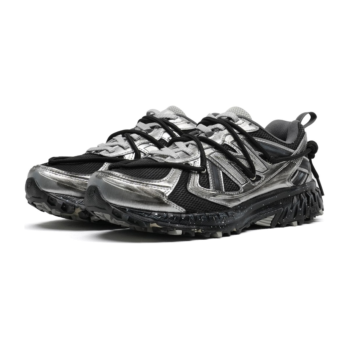 New Balance 410 Black Silver