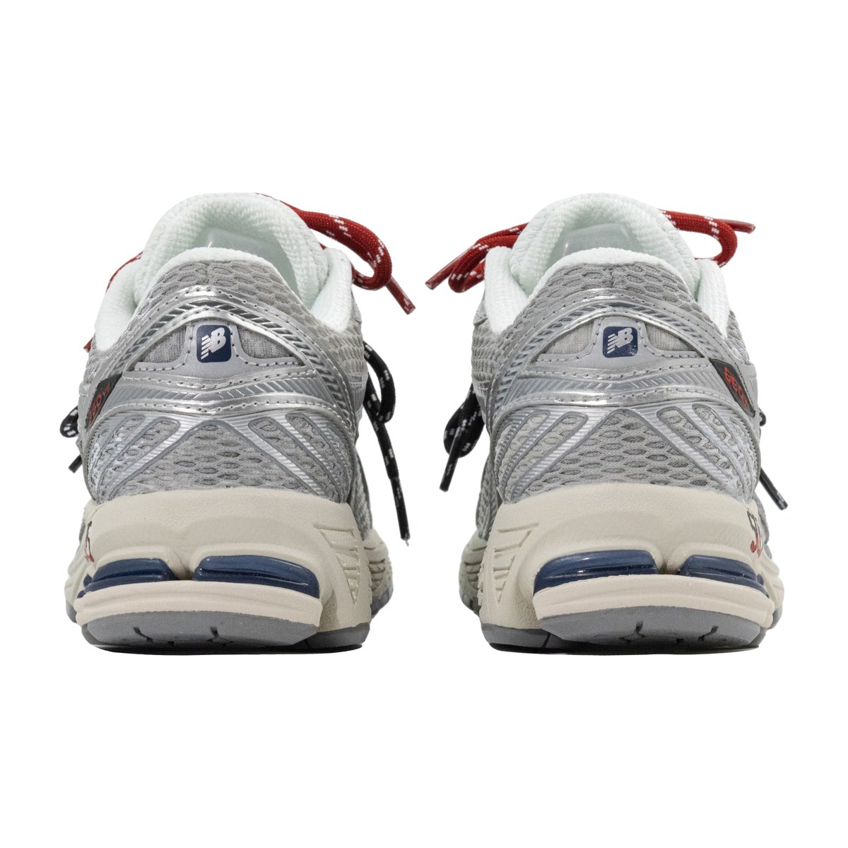 New Balance 860