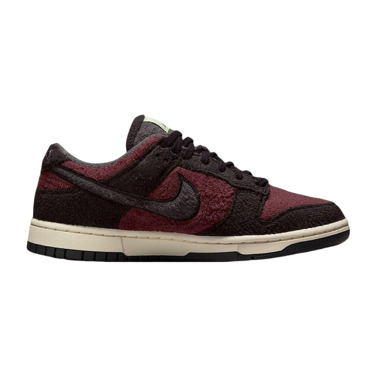 Nike Dunk Low SE Burgundy