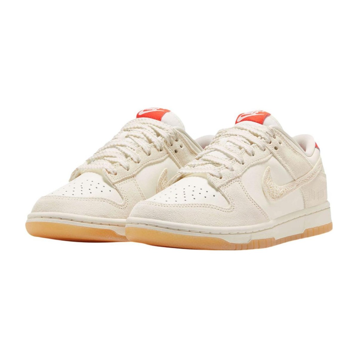 Nike Dunk Low "Friendship Knot"