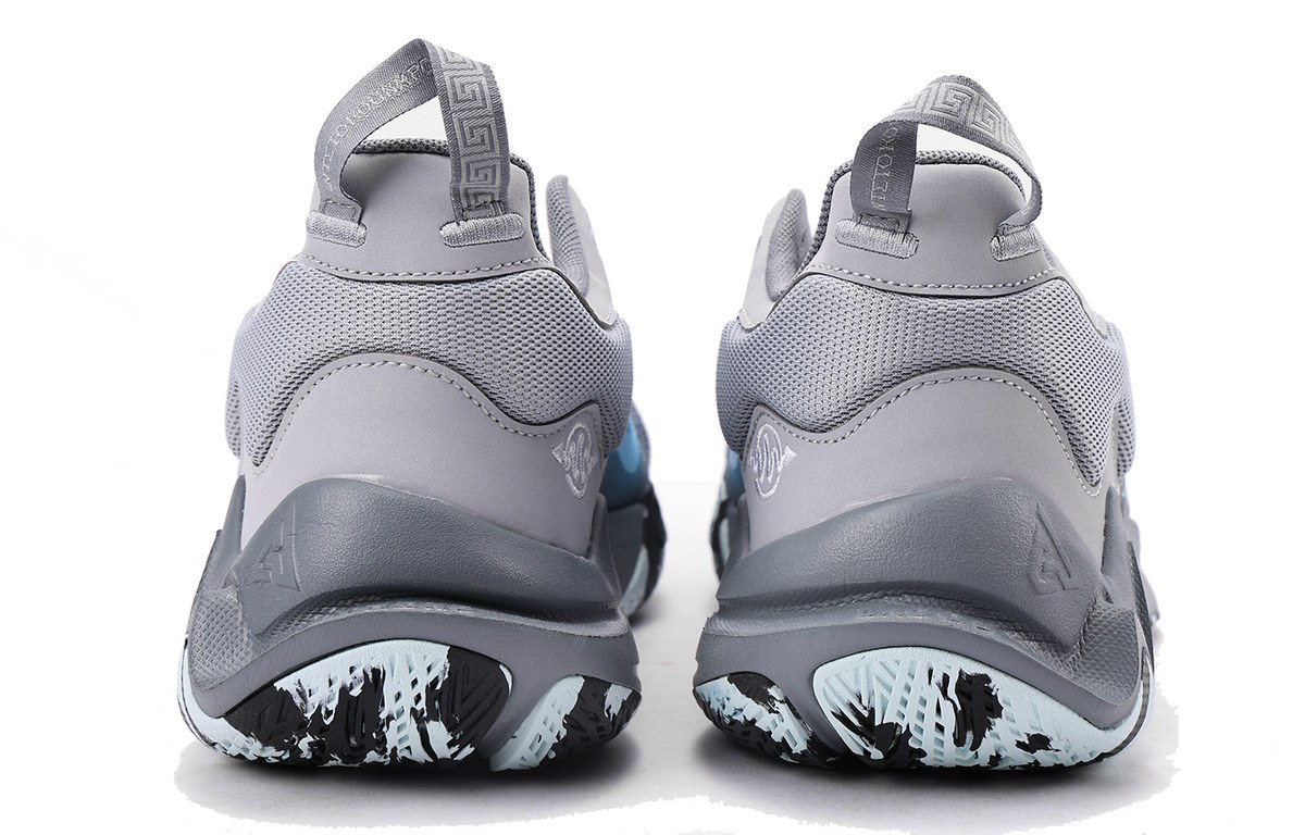Nike Giannis Immortality 2