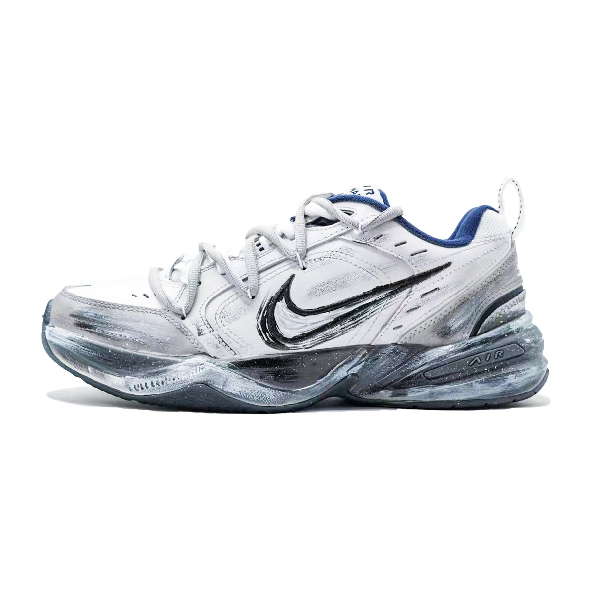 Nike Air Monarch 4