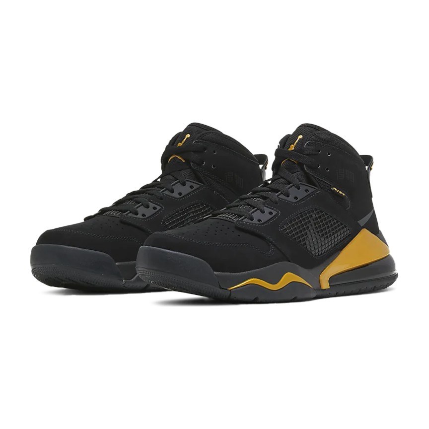 Jordan Mars 270 Black Gold