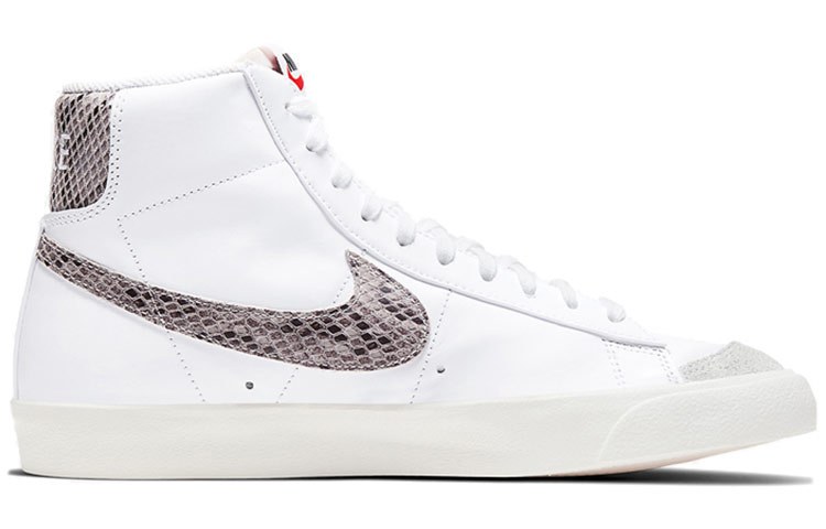 Nike Blazer Vintage Mid White