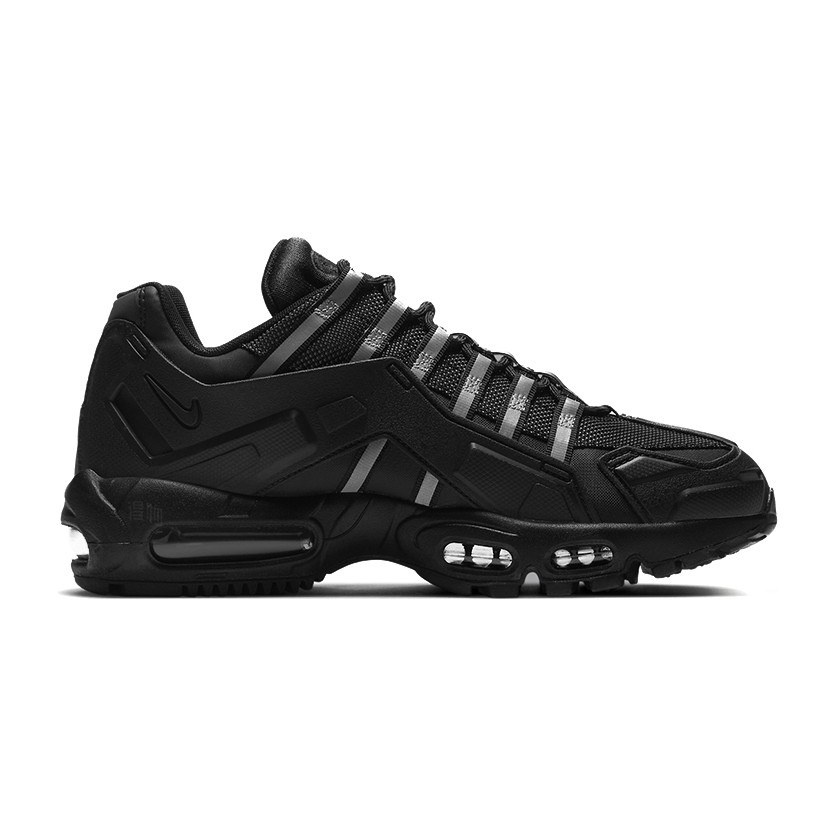 Nike Air Max 95 NDSTRKT "Black"