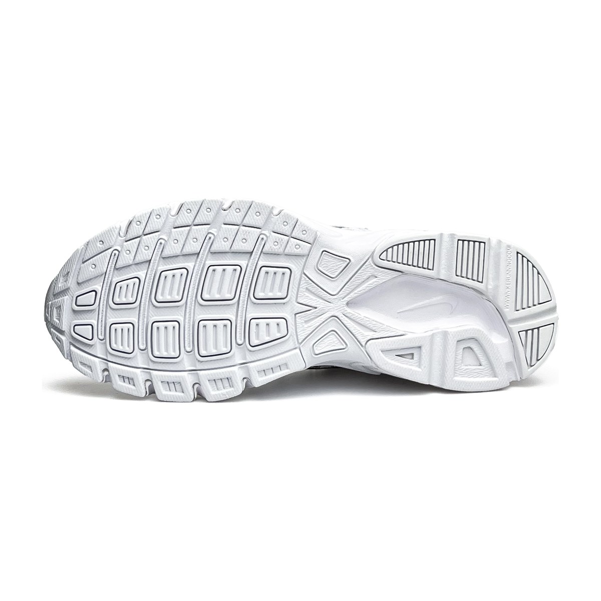 Nike Initiator
