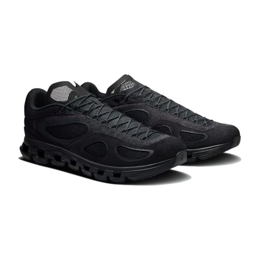 On Cloud X4 Black