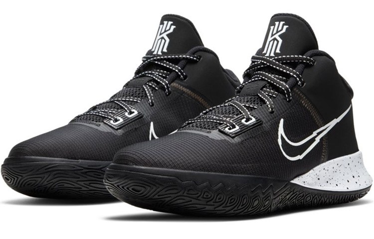 Nike Flytrap 4 Kyrie EP Panda