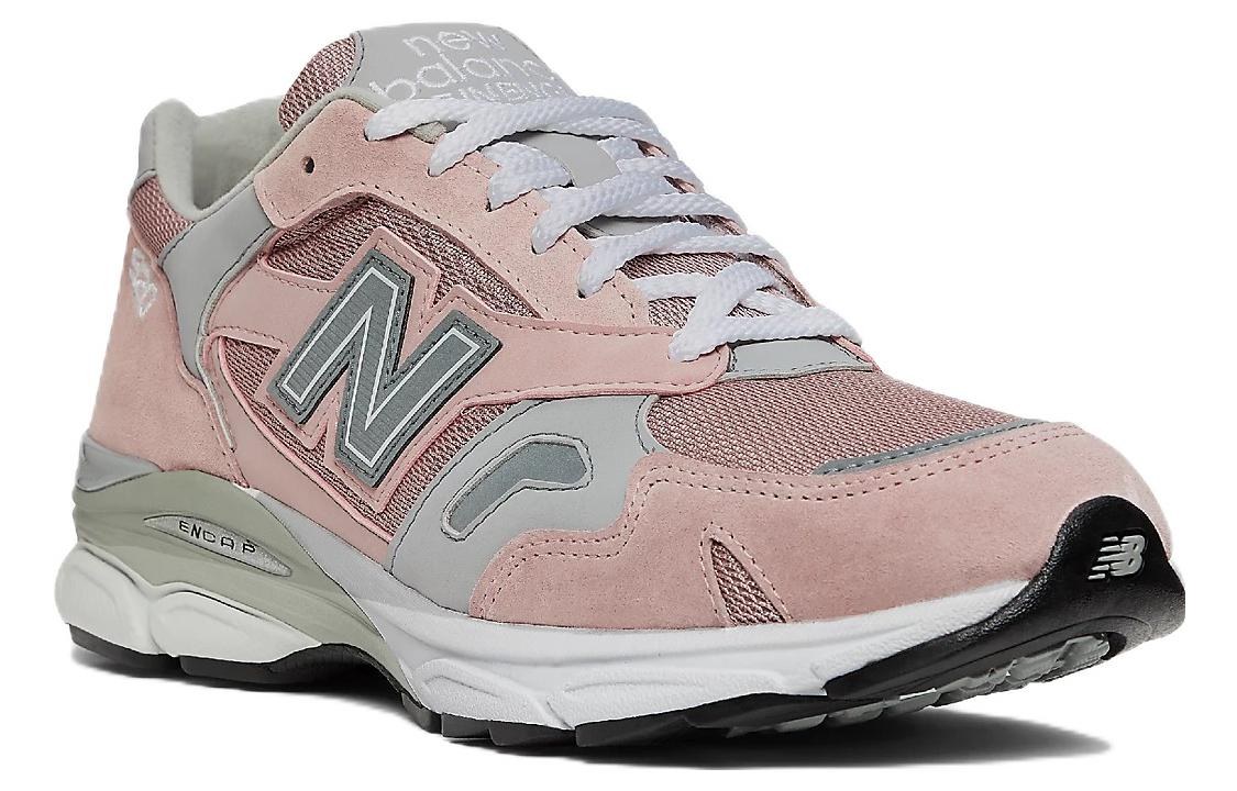 New Balance 920 Pink