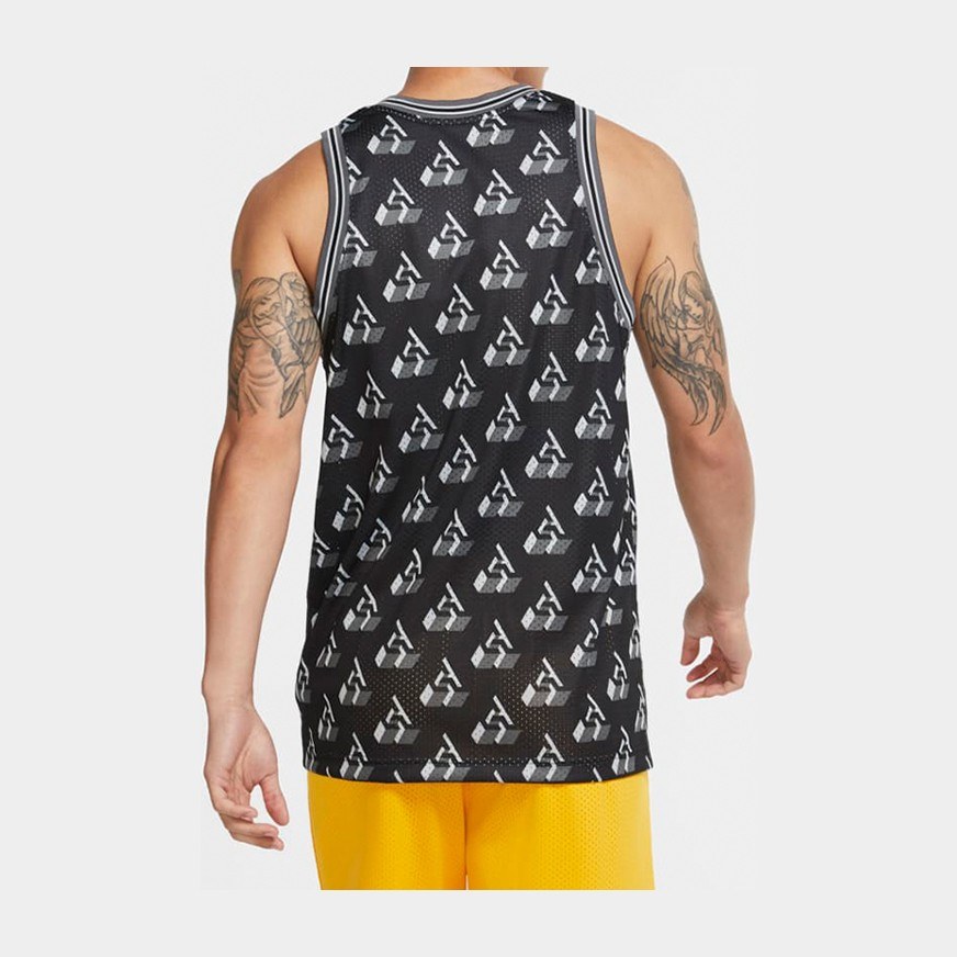Nike Giannis