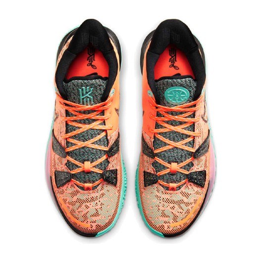 Nike Kyrie 7 EP "Play for the Future"