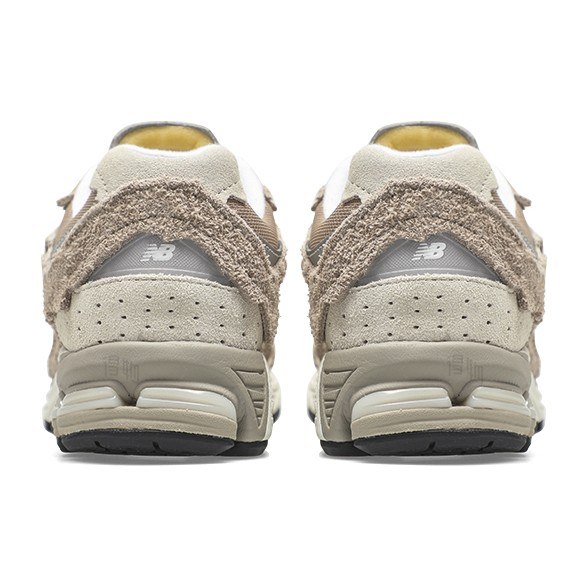 New Balance 2002R