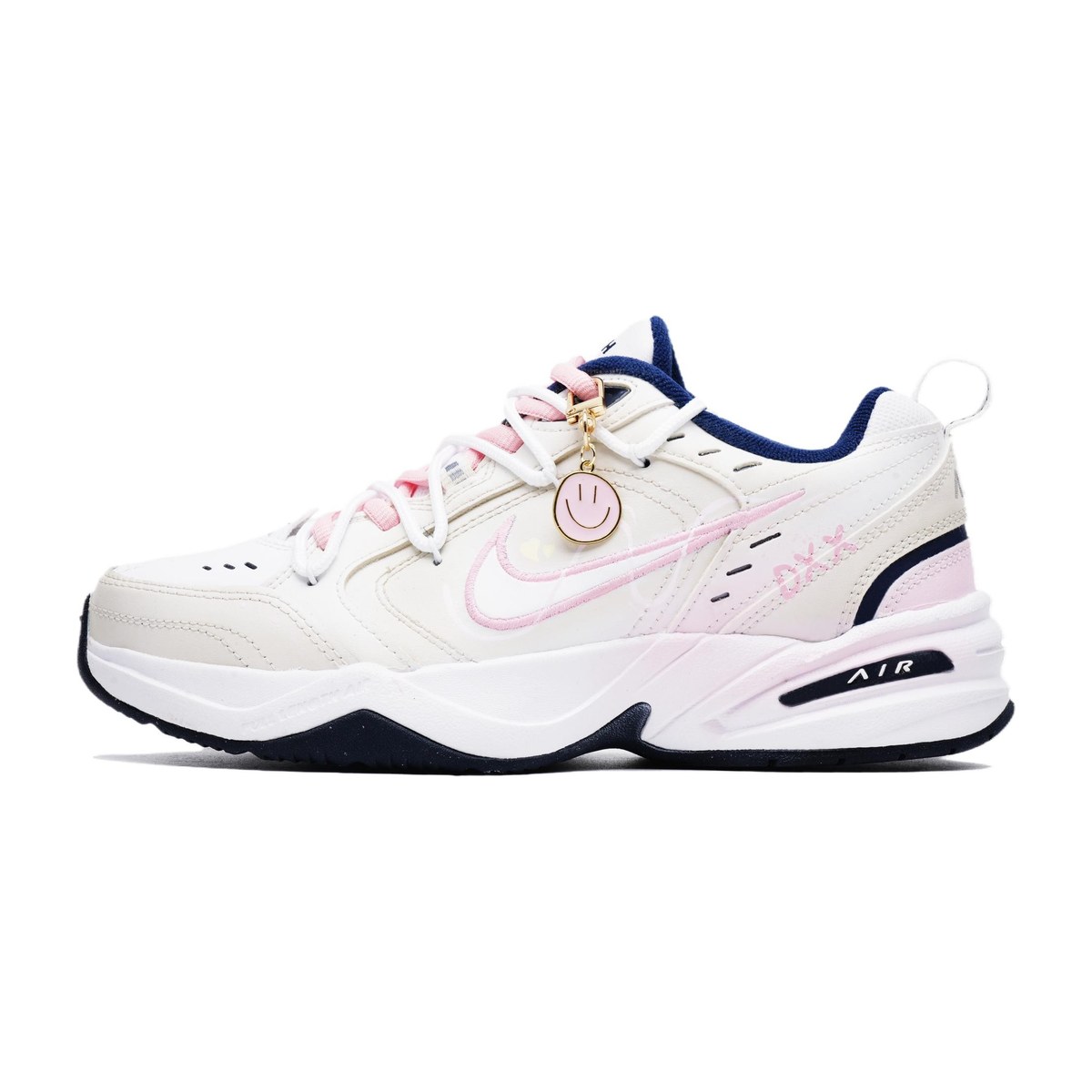 Nike Air Monarch 4