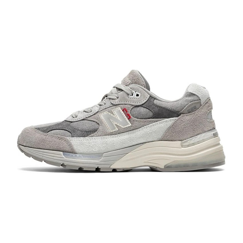 Levis x New Balance 992