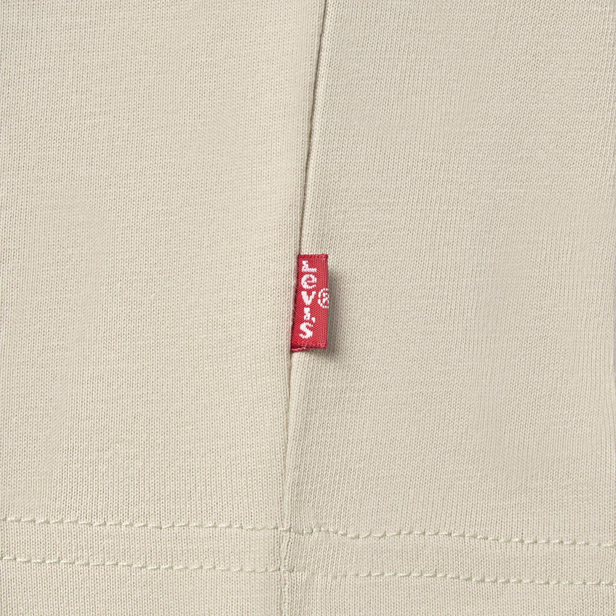 Levi's T