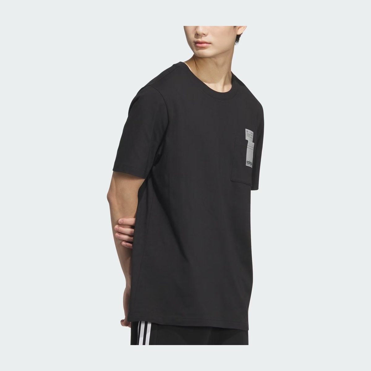 adidas T