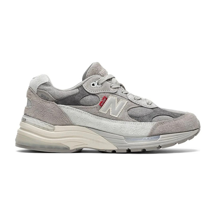Levis x New Balance 992