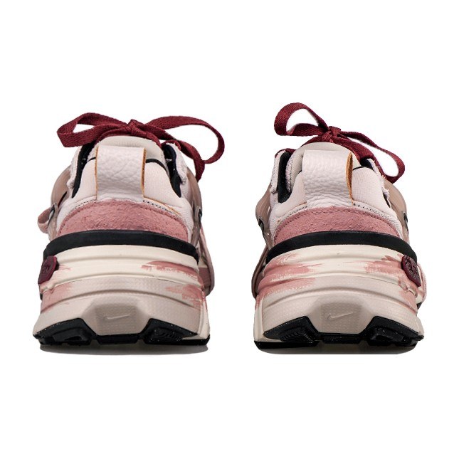 Nike V2K Run RISK