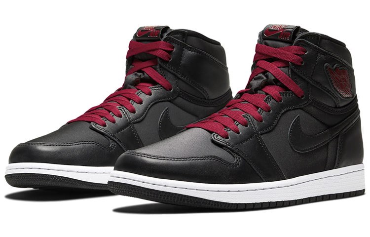 Jordan Air Jordan 1 Retro High OG "Black Satin"
