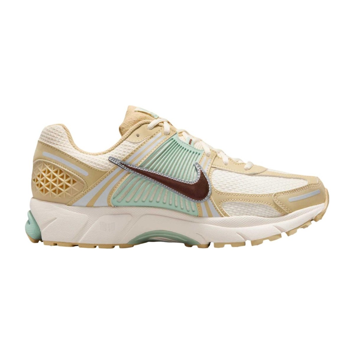 Nike Zoom Vomero 5 Beige Brown