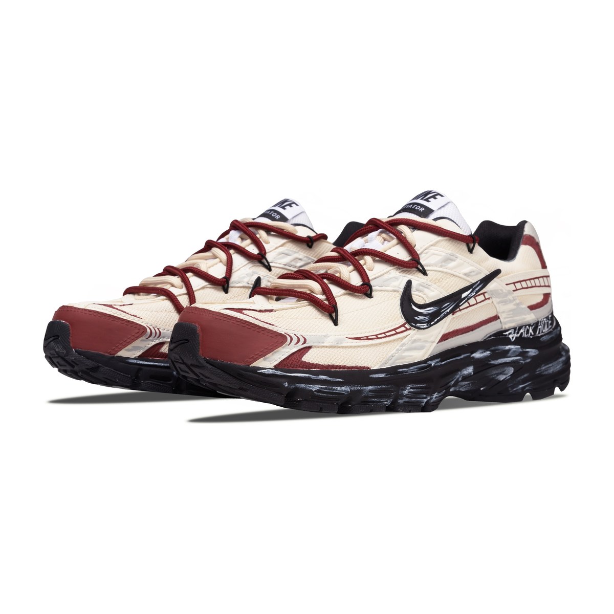 Nike Initiator
