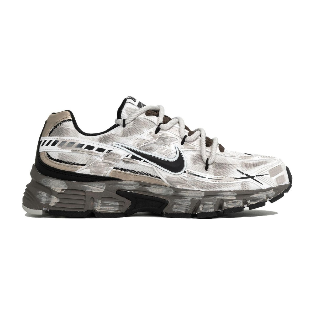 Nike Initiator