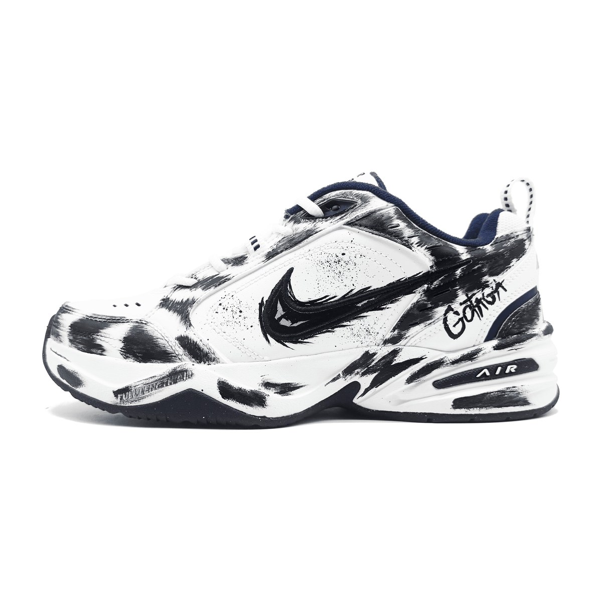 Nike Air Monarch 4