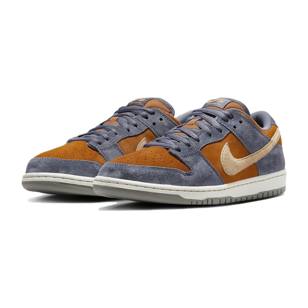 Nike SB Dunk Low "Light Carbon"