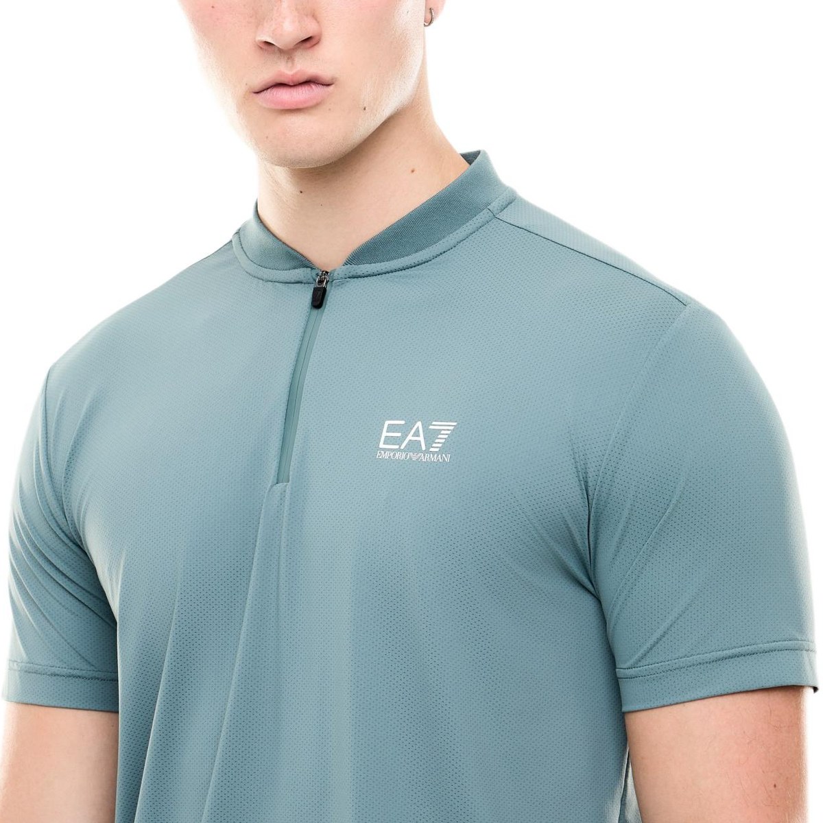 EMPORIO ARMANI EA7 FW26 T