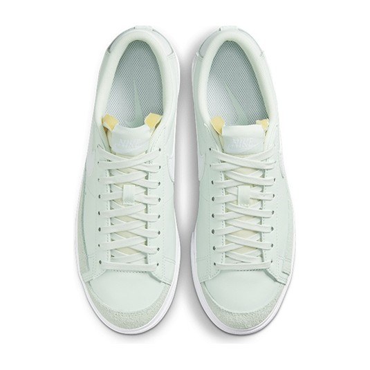 Nike Blazer Low Platform