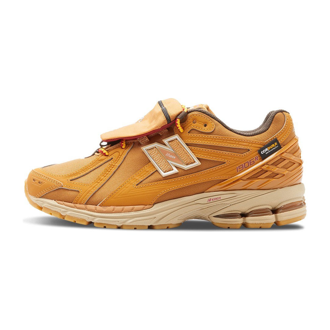 New Balance 1906R Beige
