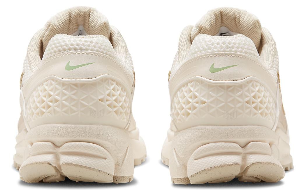 Nike Air Zoom Vomero 5 Beige